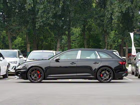 Audi RS 4 2024