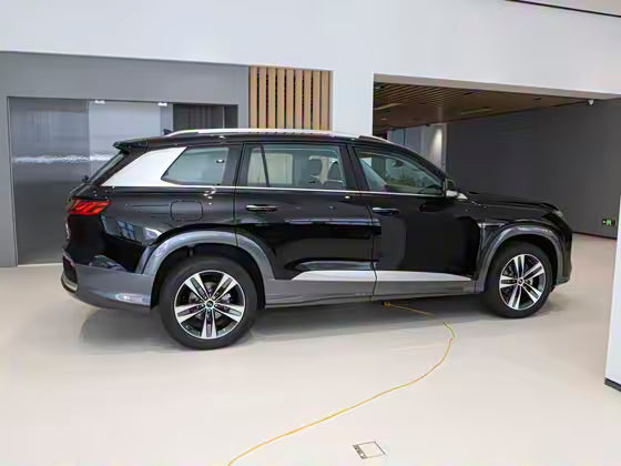 Audi Q6