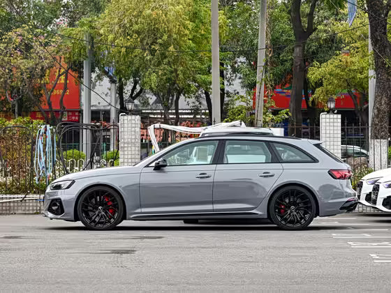 Audi RS 4 2024