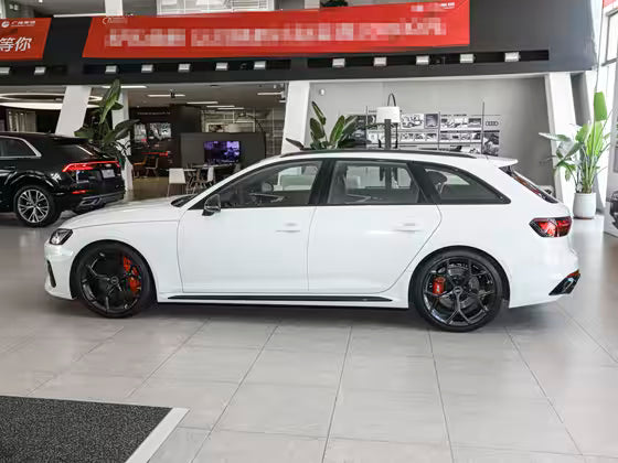 Audi RS 4 2024